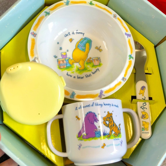 Pooh - Child’s 3 Piece Set - Picture 6 of 10